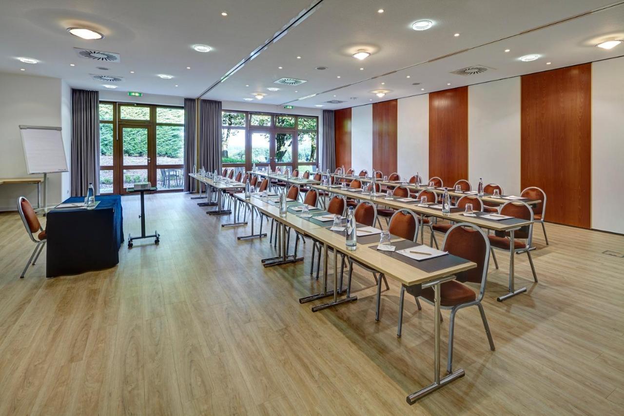 Trans World Hotel Kranichhoehe Much Ngoại thất bức ảnh