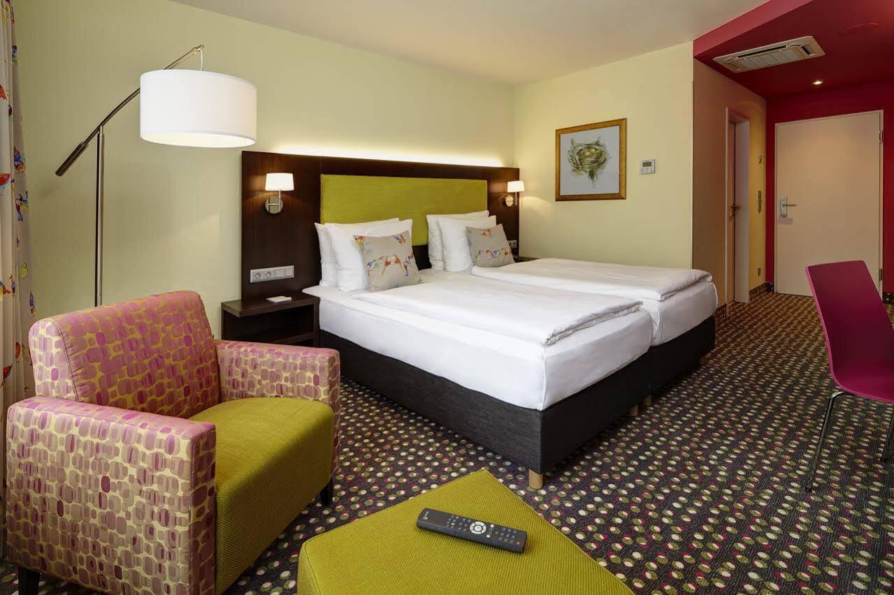 Trans World Hotel Kranichhoehe Much Ngoại thất bức ảnh